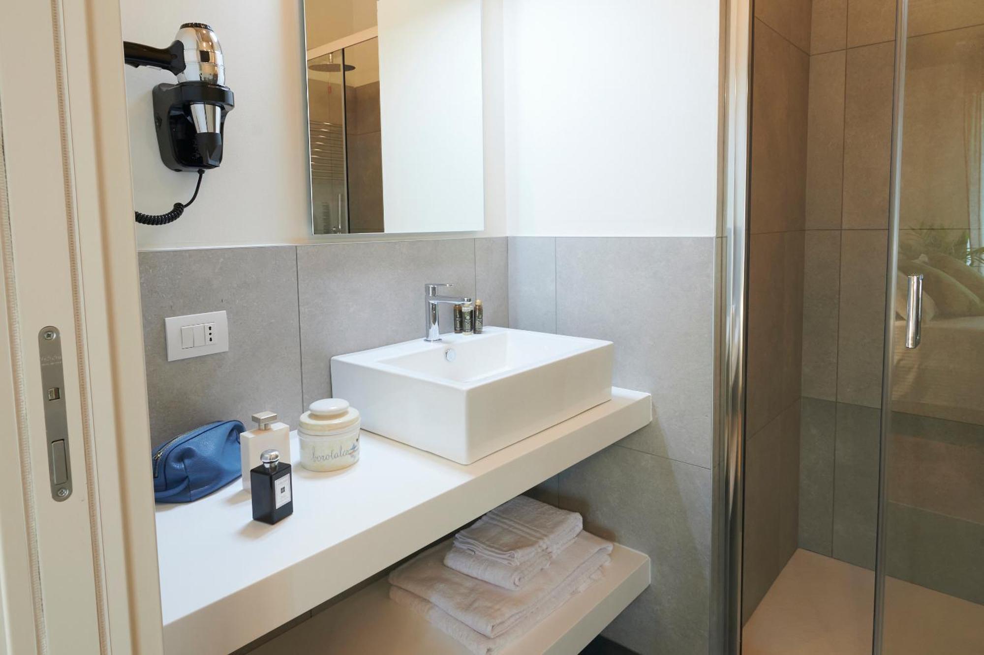 White Ribbon Hotel Milano Ngoại thất bức ảnh